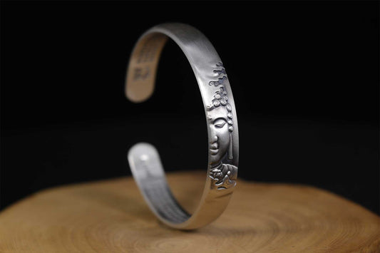 The History and Origin of Buddhist Jewelry - Mantrapiece
