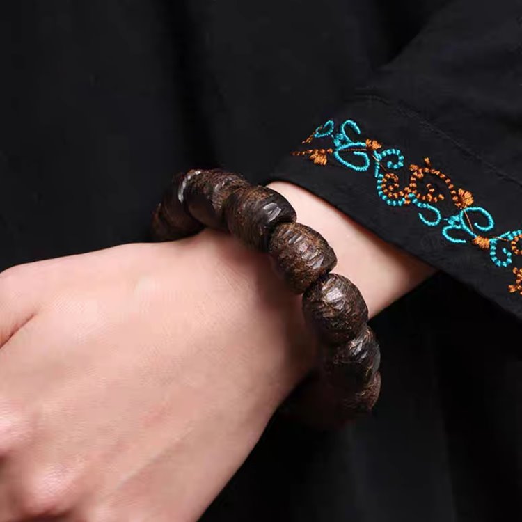 Hand Carved Agarwood Beads 12 Beads