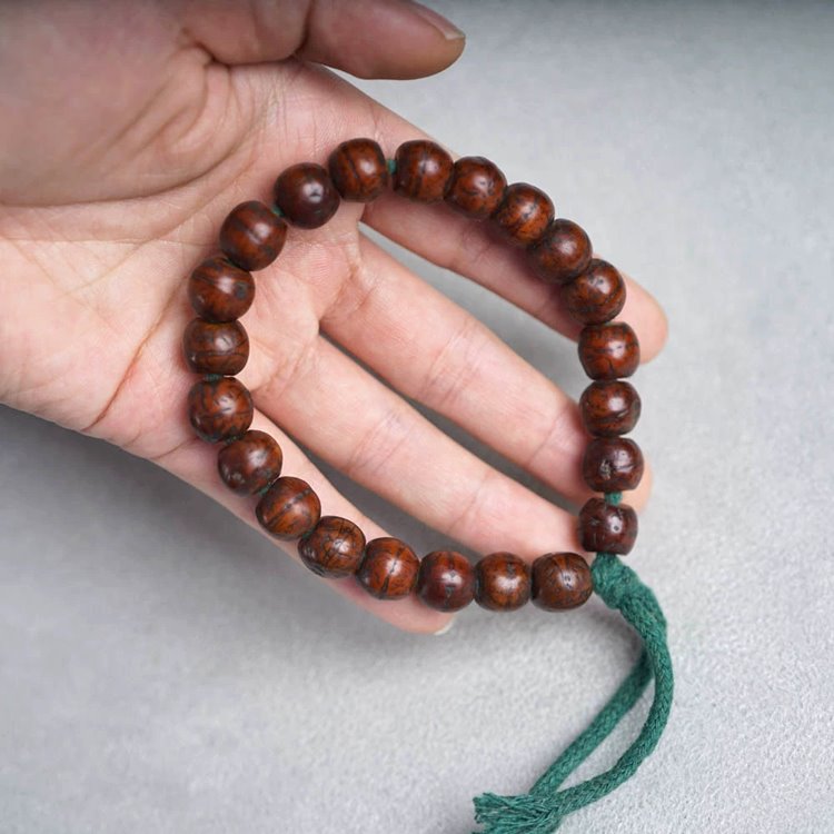 Vintage Tibetan Red Bodhi Seed Wrist Mala