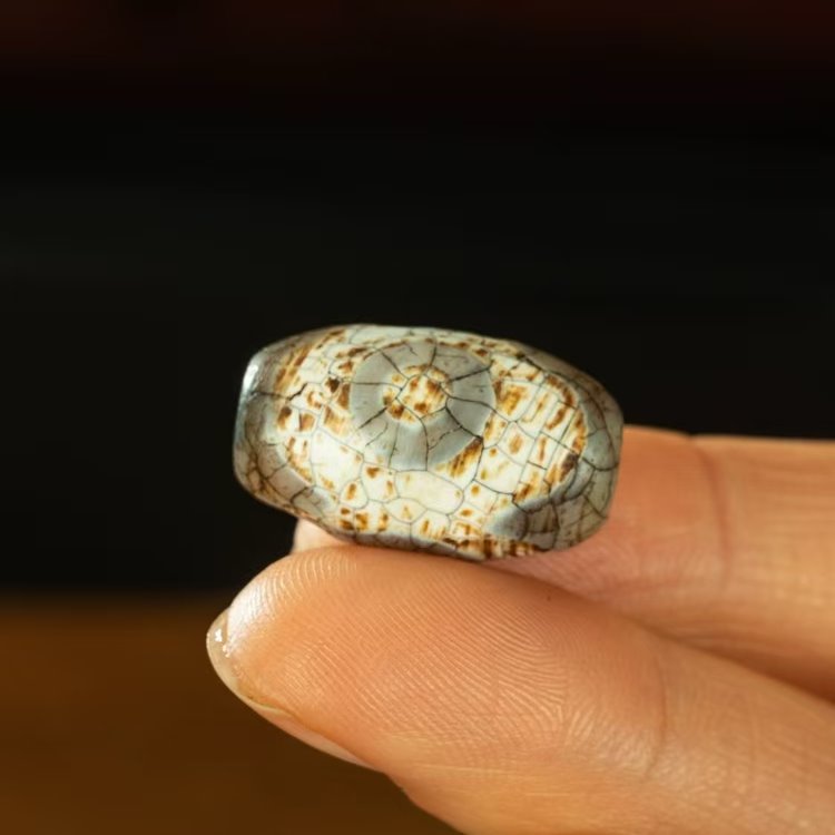 Harmonious Life 2 Eye Dzi Bead