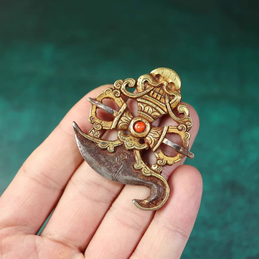 Vintage Tibetan 24k Gold Plated Iron Vajrayogini Pendant