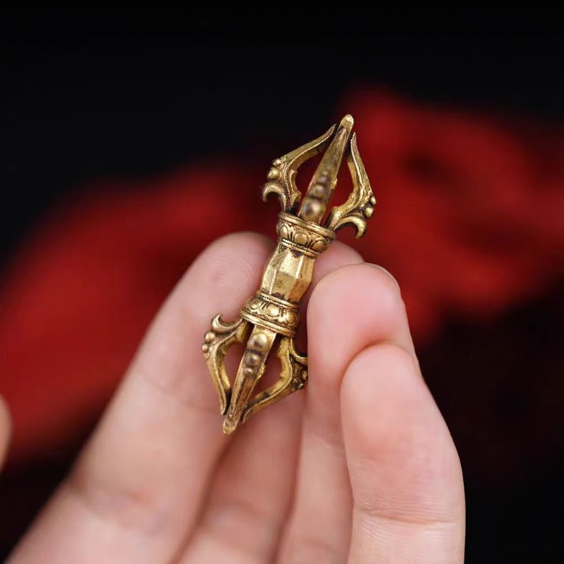 Vintage Tibetan Gilt Vajra Whisper Pendant