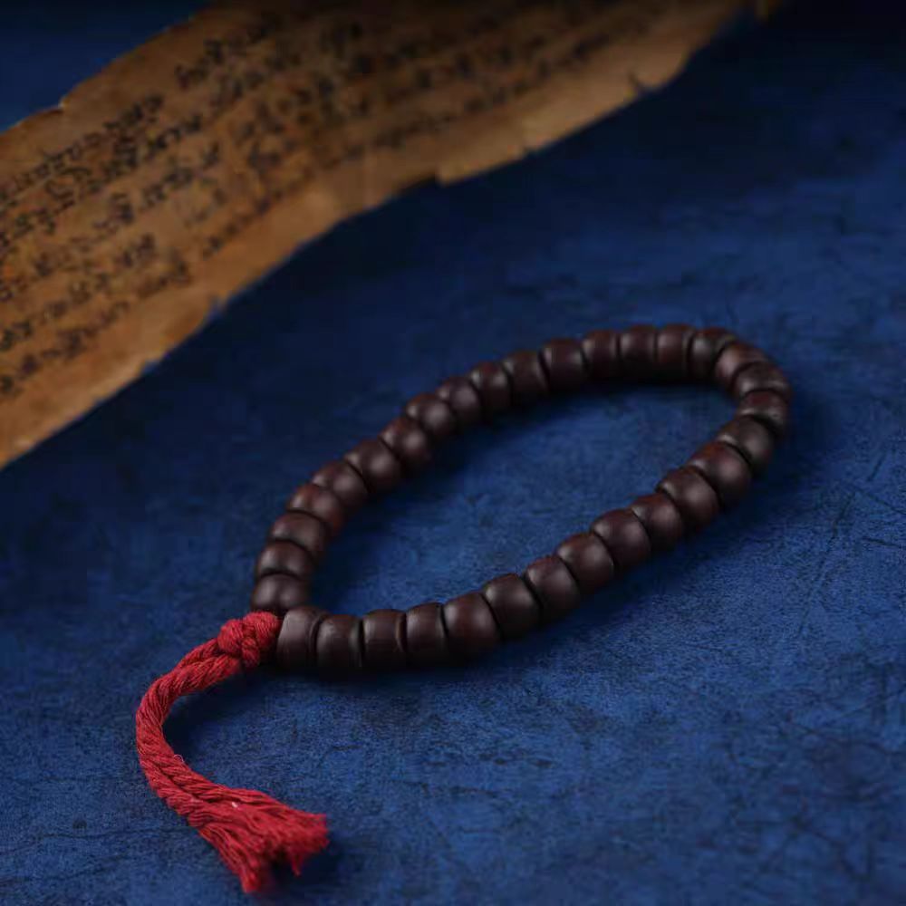 Old Tibetan Red Sandalwood Bracelet