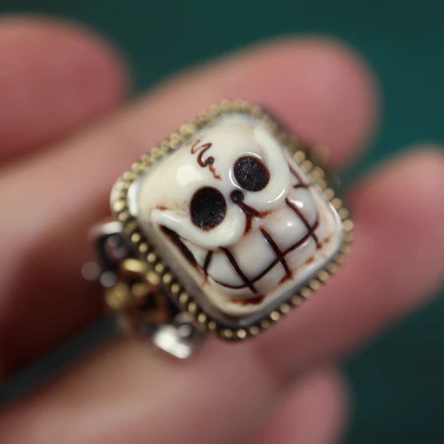 Vintage Tibet Mammoth Tusk Ivory Skull Ring