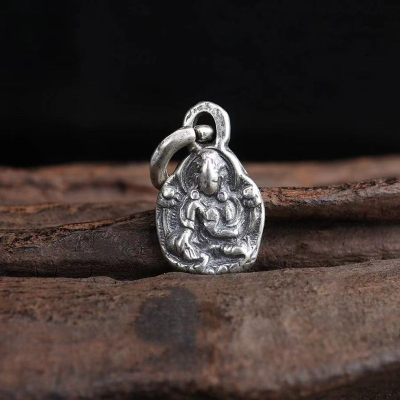 Tibetan Green Tara Amulet