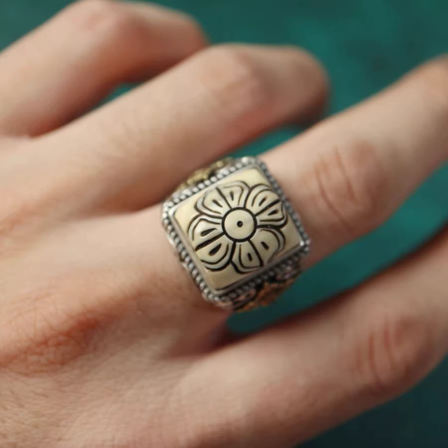 VIntage Tibetan Mammoth Ivory Vajra Ring