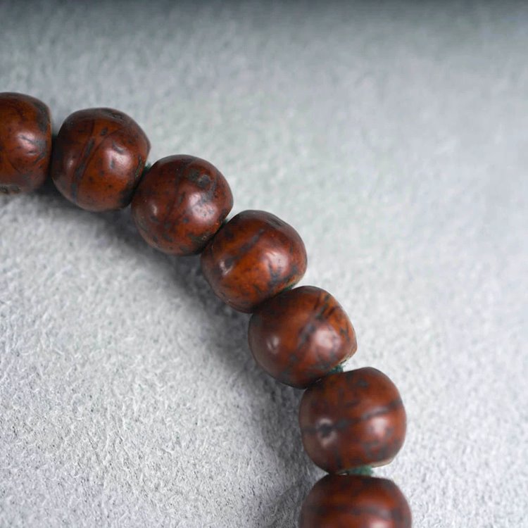 Vintage Tibetan Red Bodhi Seed Wrist Mala