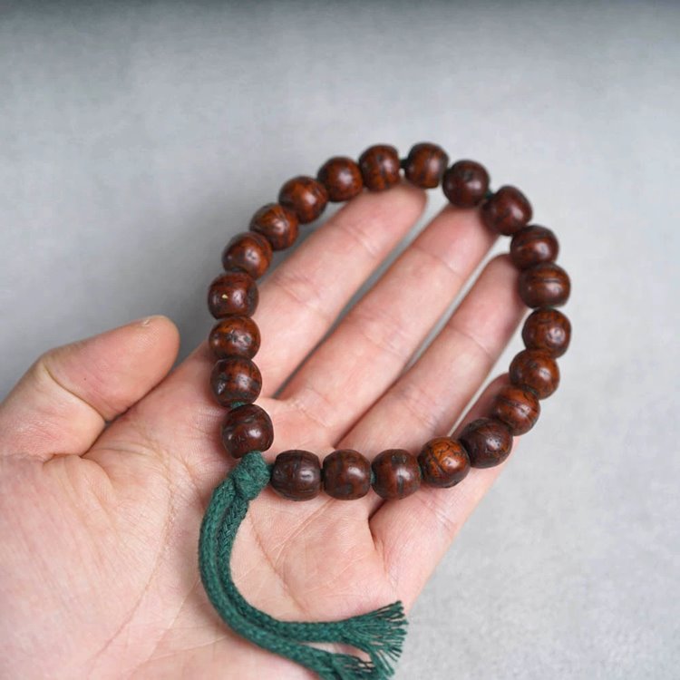 Vintage Tibetan Red Bodhi Seed Wrist Mala
