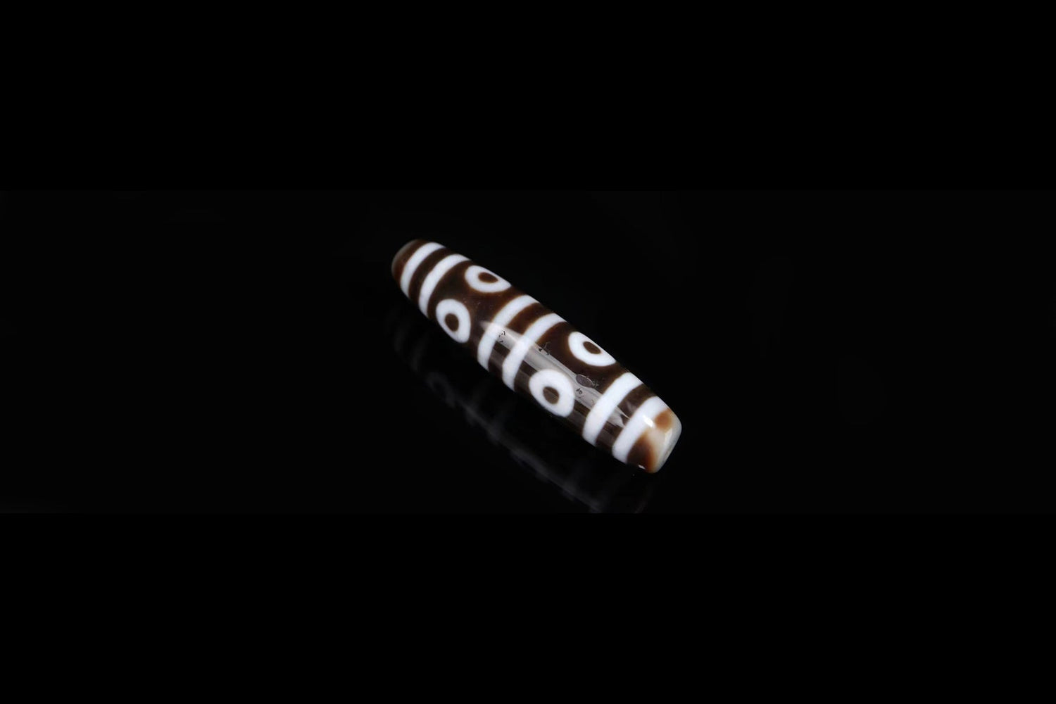 Eight Eye Dzi Bead Properties, Meanings and Powers