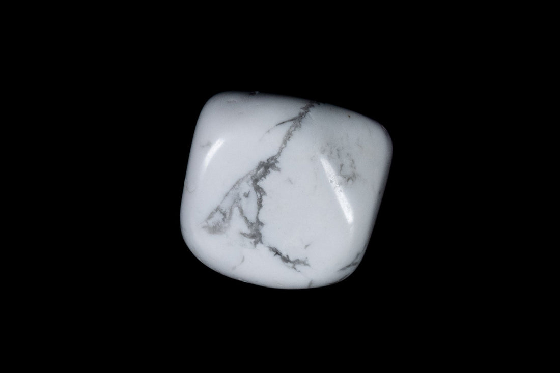 Howlite Healing Properties, Meanings and Powers - Mantrapiece