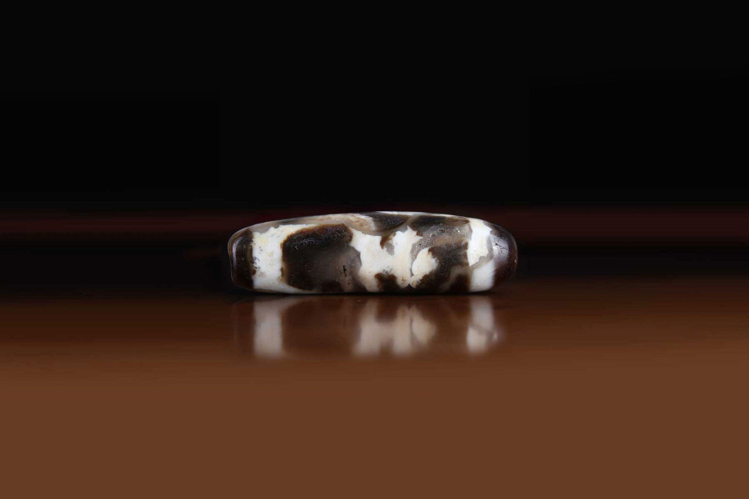 Nectar Vessel Dzi Bead Properties, Meanings and Powers - Mantrapiece