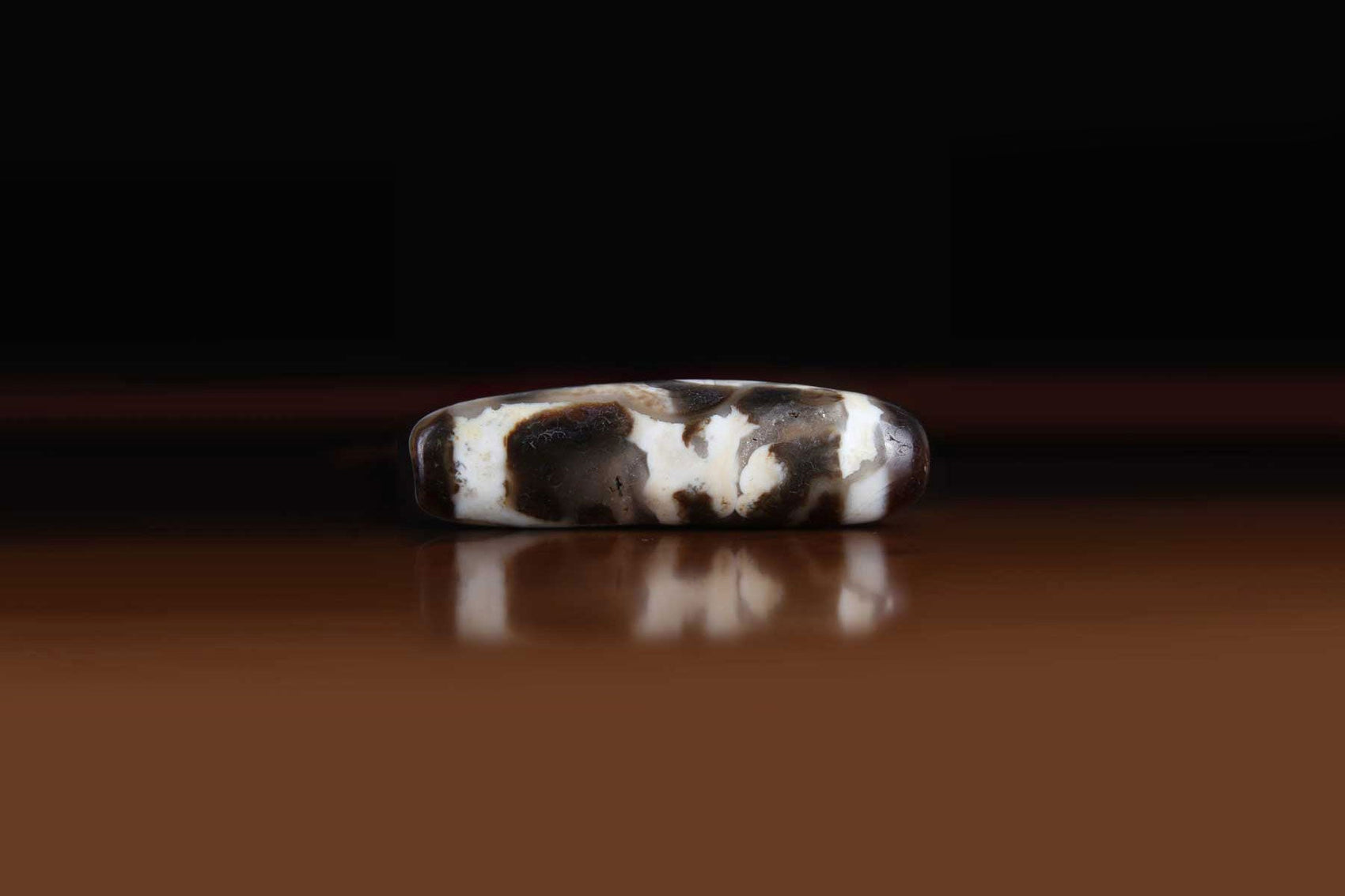 Nectar Vessel Dzi Bead Properties, Meanings and Powers - Mantrapiece