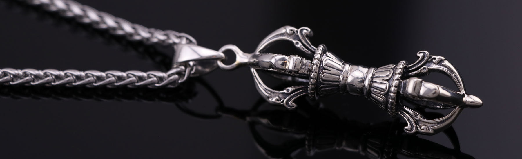 Vajra Jewelry: A Harmonious Fusion of Spirituality and Elegant Design