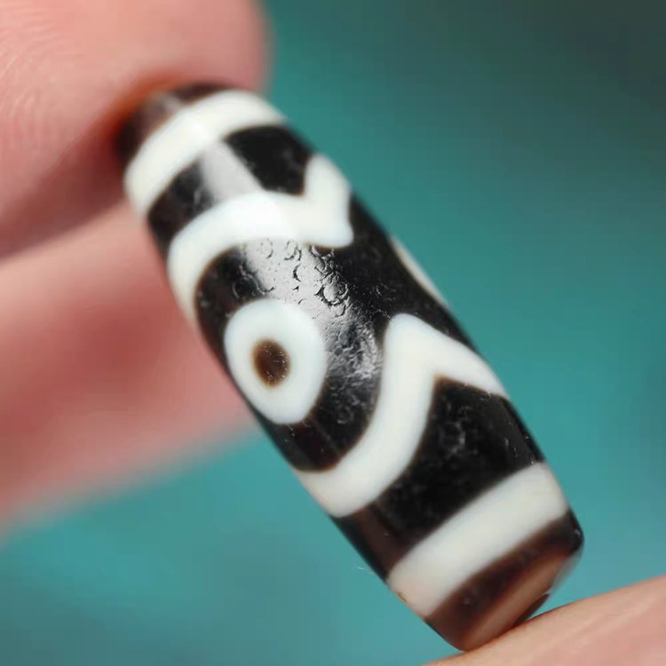 Amulet of Happiness, Honor and Long Life 3 Eye Dzi Bead