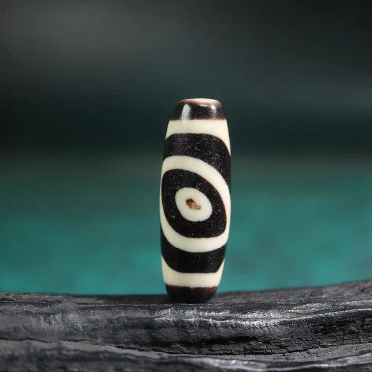 Earth-Born 1 Eye Dzi Bead