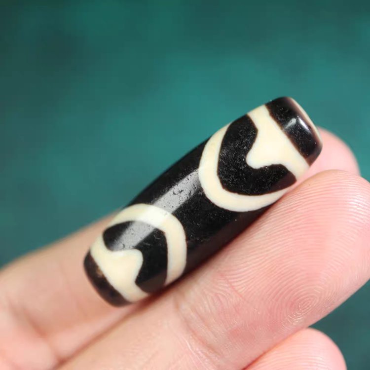 Earth-Born 1 Eye Dzi Bead