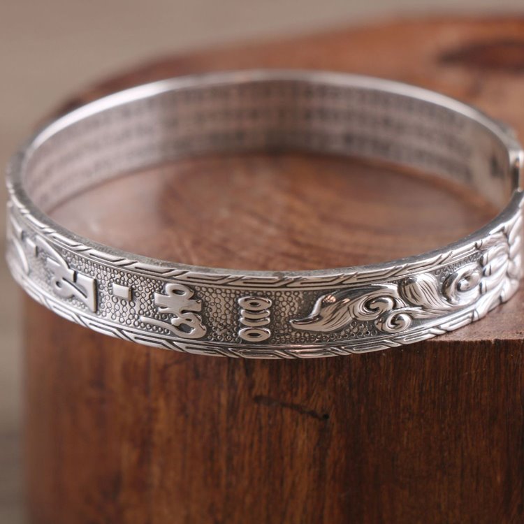 Mens Om Mani Padme Hum Buddha Bracelet