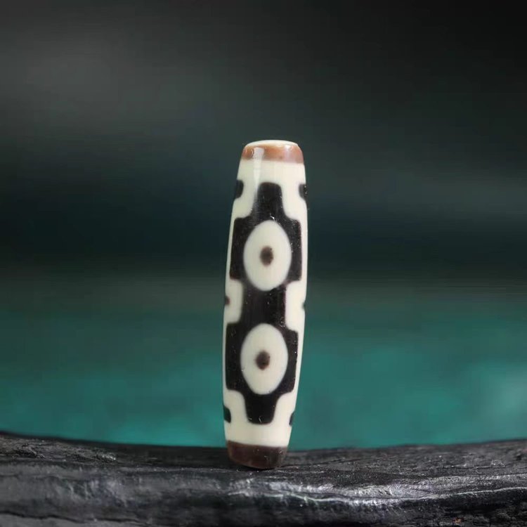 Energies of Skillful Means Talisman 4 Eye Dzi Bead