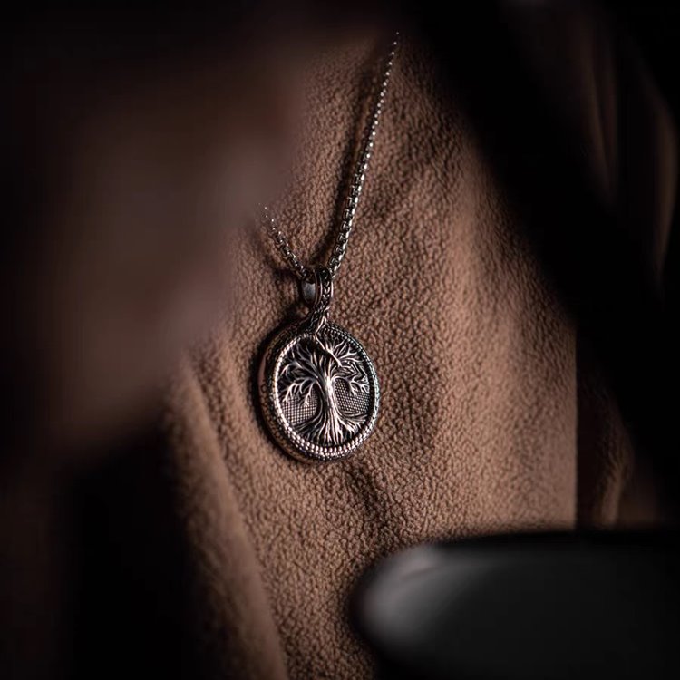 Yggdrasil Tree of Life Jörmungandr World Pendant
