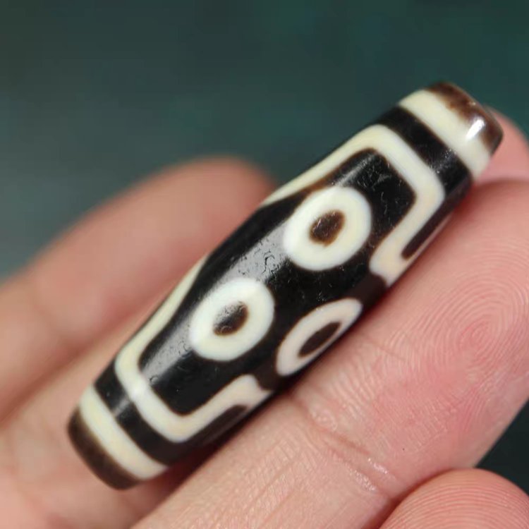 Talisman of Clarity and Wisdom 7 Eye Dzi Bead