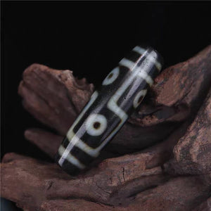 Harmonizing Body, Speech and Mind Amulet 6 Eye Dzi Bead