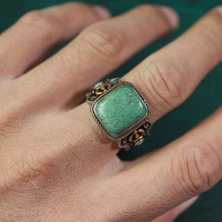 Vintage Tibetan Turquoise Ring