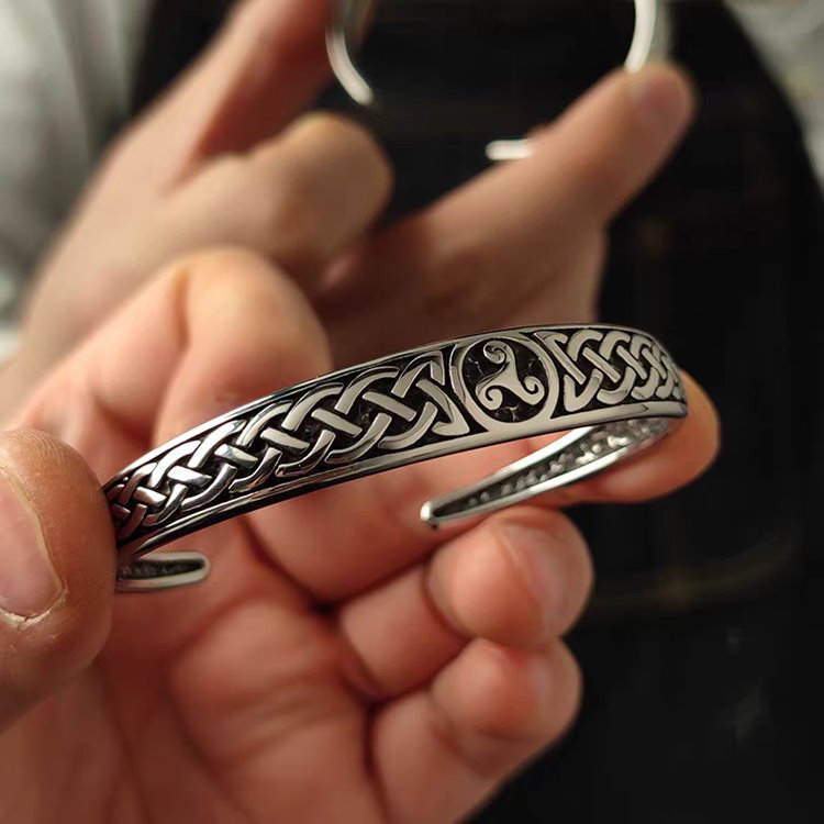 Triskele Celtic Knot Viking Bracelet