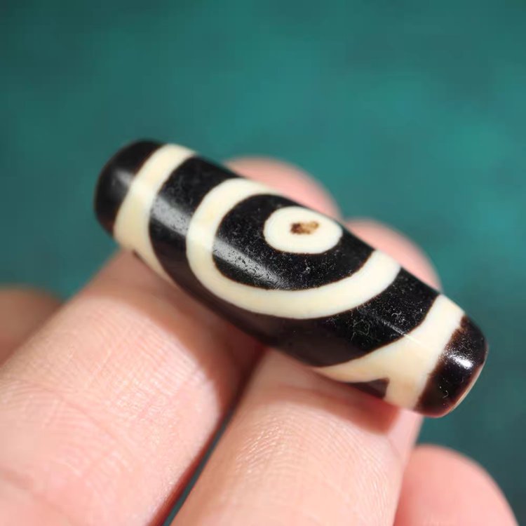 Earth-Born 1 Eye Dzi Bead