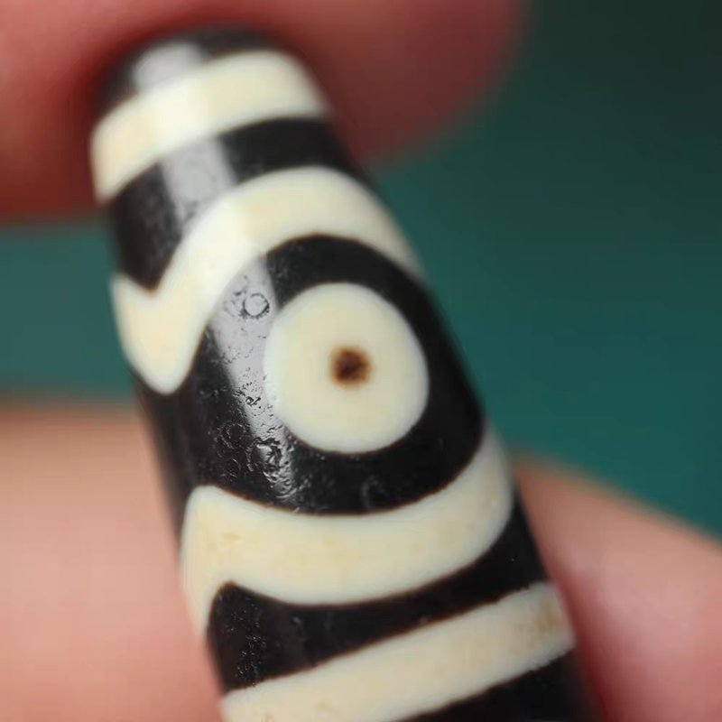 Heavenly Blessings 6 Eye Dzi Bead
