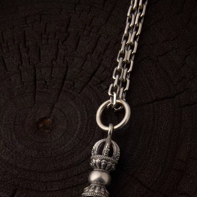 Small Dorje Tibetano Pendant