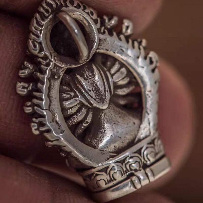 Thousand Hands Guanyin Amulet