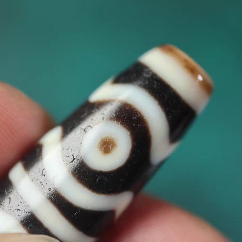 Heavenly Blessings 6 Eye Dzi Bead