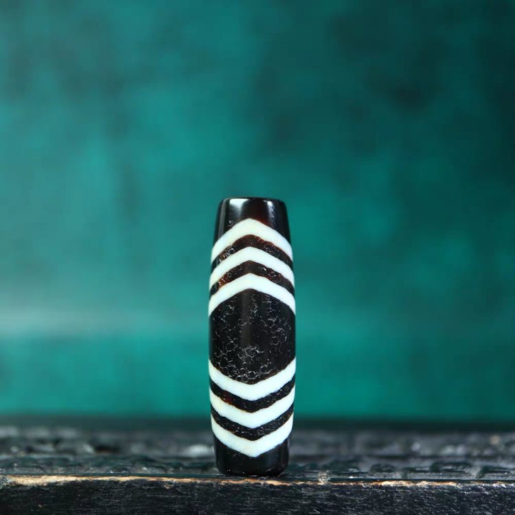 Earthen Healing Chund Dzi Bead