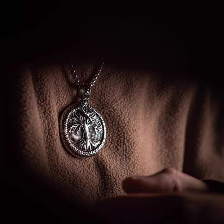 Yggdrasil Tree of Life Jörmungandr World Pendant
