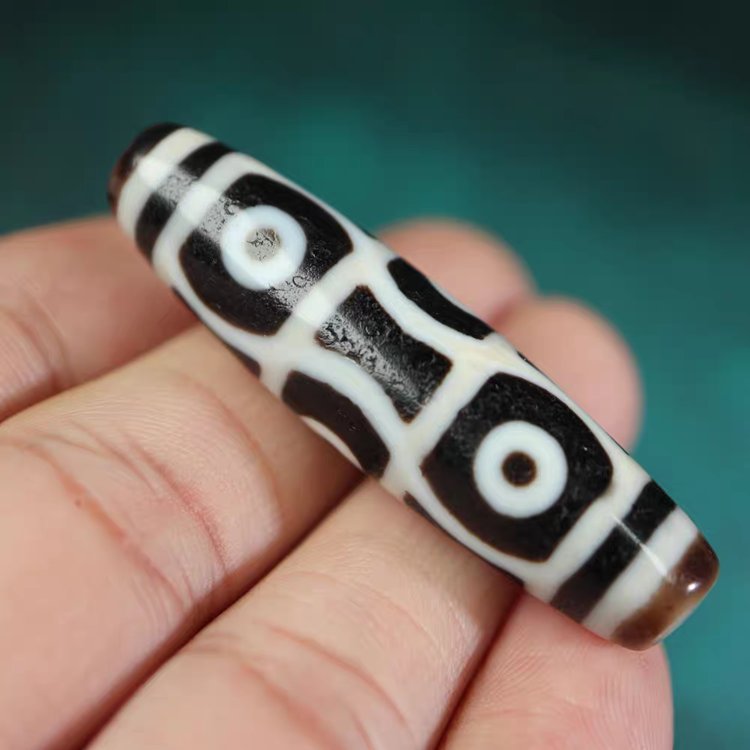 Overcoming Worldly Desires Talisman 6 Eye Dzi Bead