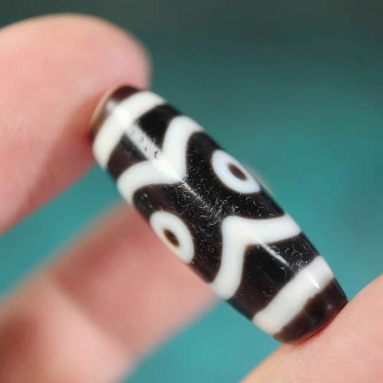 Amulet of Happiness, Honor and Long Life 3 Eye Dzi Bead