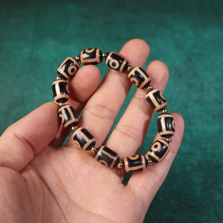 bead bracelet ancient dzi beads from tibet