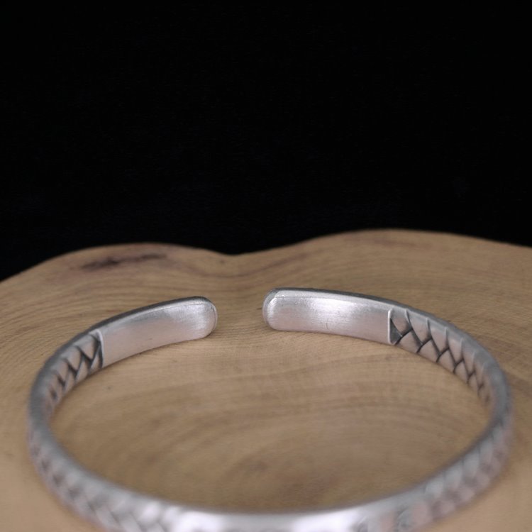 Om Mani Padme Hum Wristband