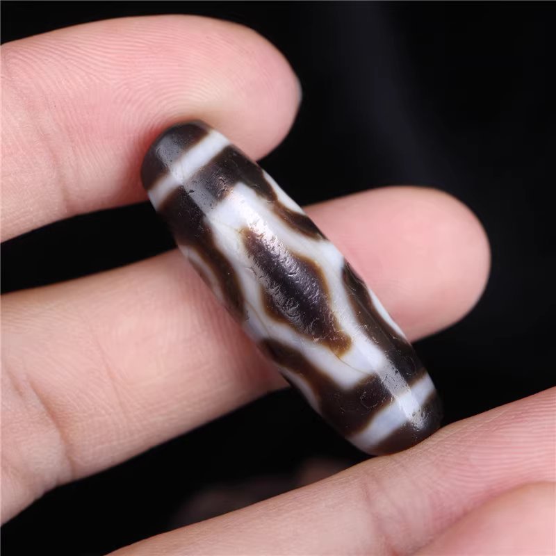 Energies of Skillful Means Talisman 4 Eye Dzi Bead