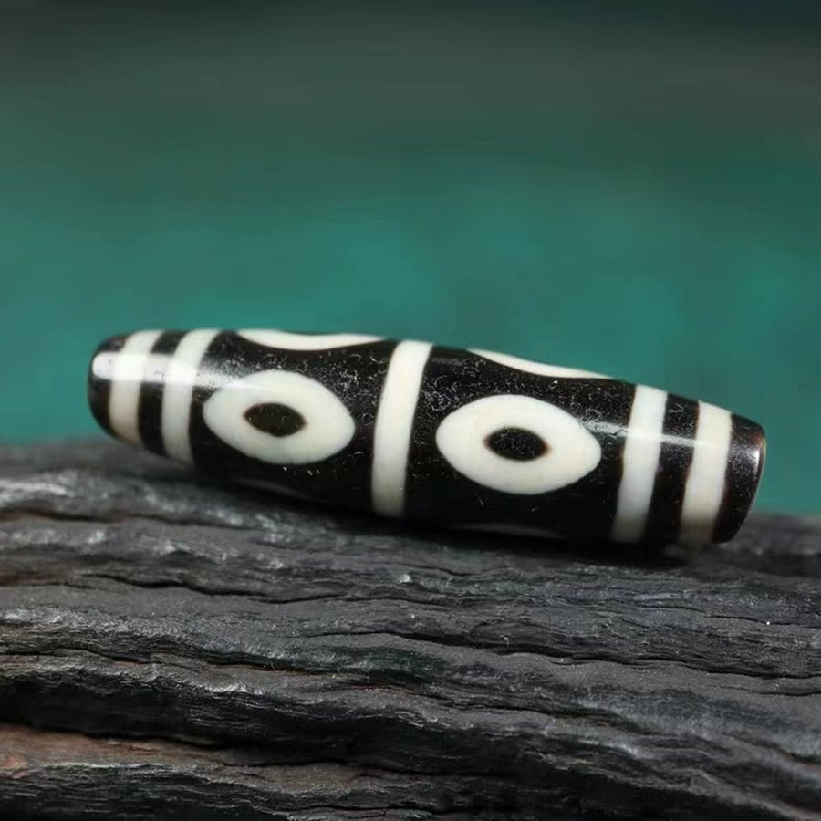 Insight into Eight Consciousnesses Amulet 8 Eye Dzi Bead