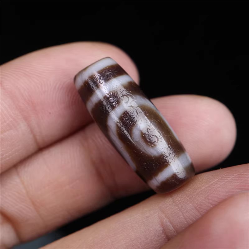 Insightful Refuge of Wisdom Amulet 2 Eye Dzi Bead