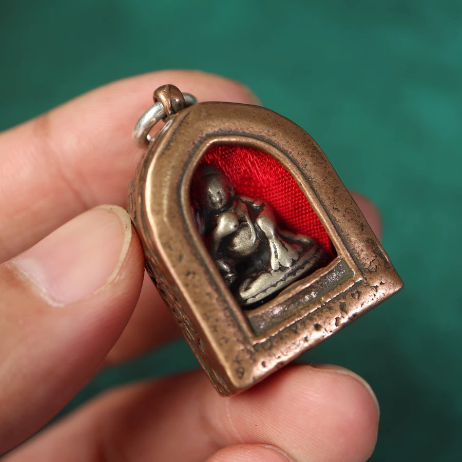 Antique Tibetan Copper Gau Amulet-Mantrapiece