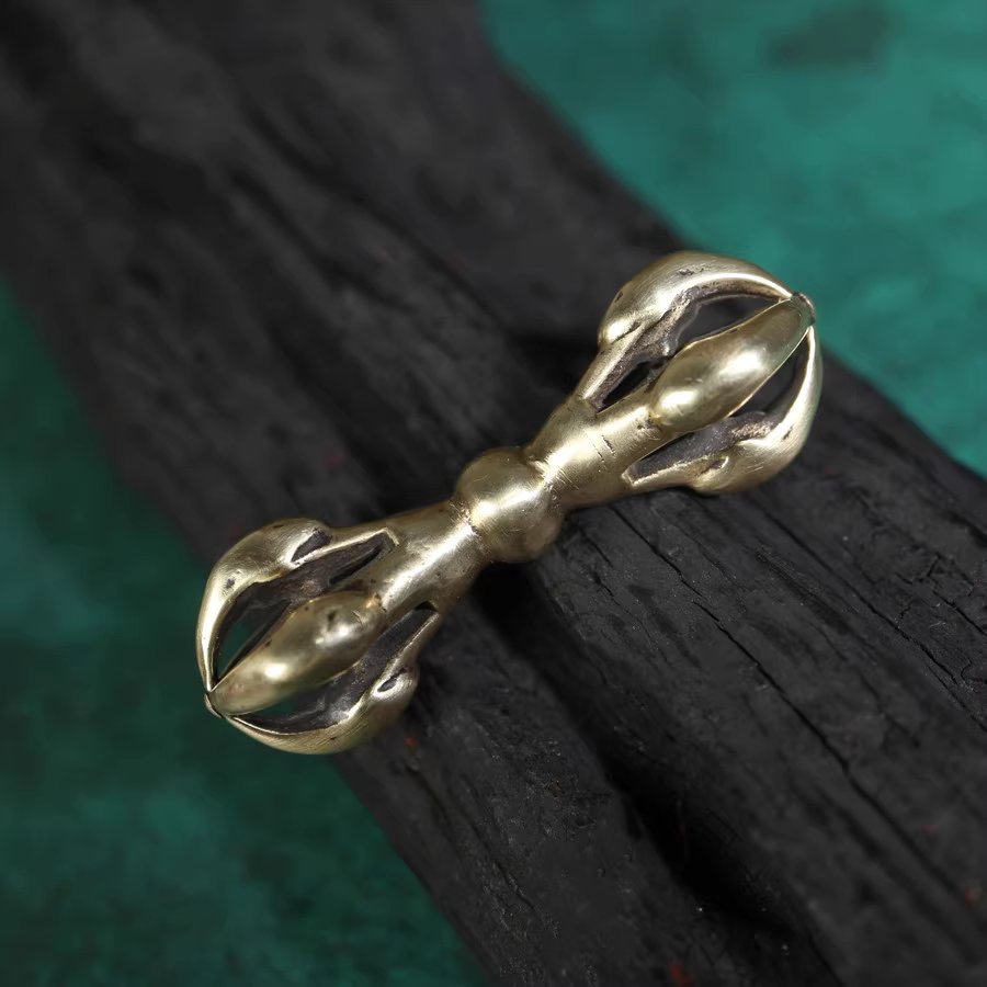 Yellow Copper Vajra Necklace Pendant-Mantrapiece