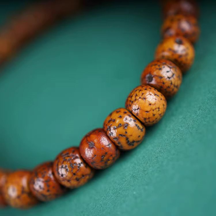 Antique Tibetan Star Moon Bodhi Seed Monk Beads-Mantrapiece