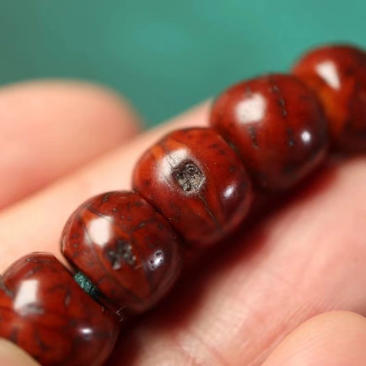 Old Tibetan Bodhi Seed Wrist Mala