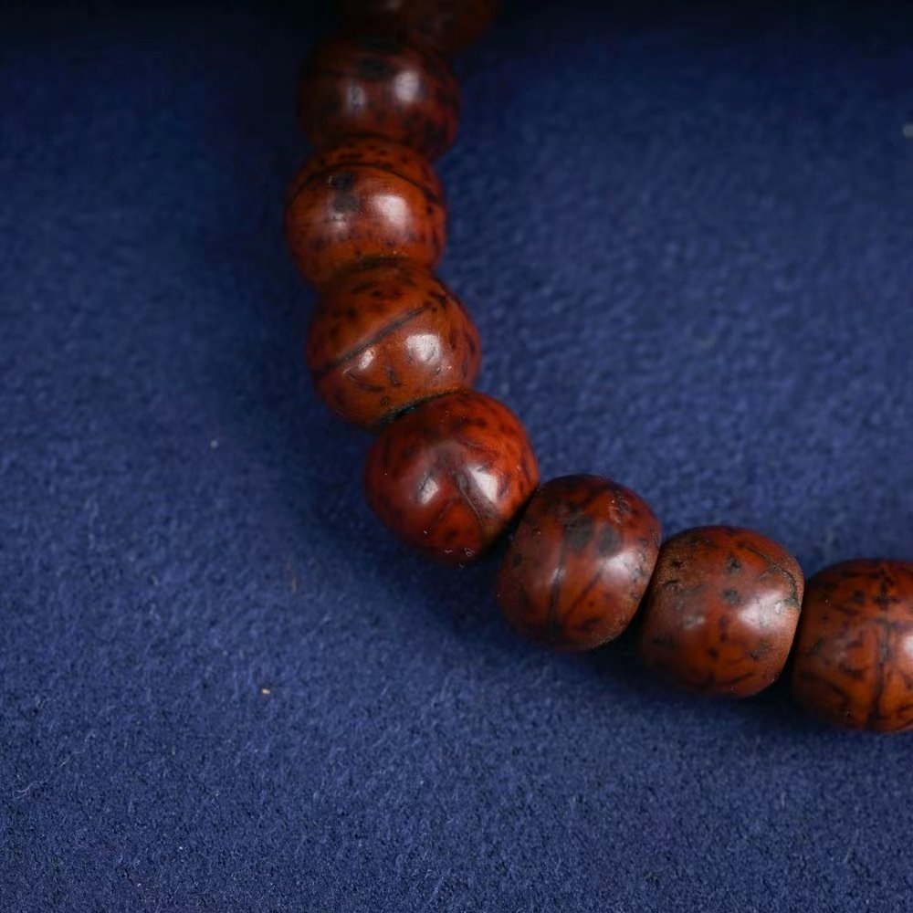 Antique Tibetan Buddha Tree Seeds Wrist Mala