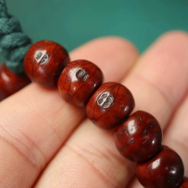 Old Tibetan Bodhi Seed Wrist Mala