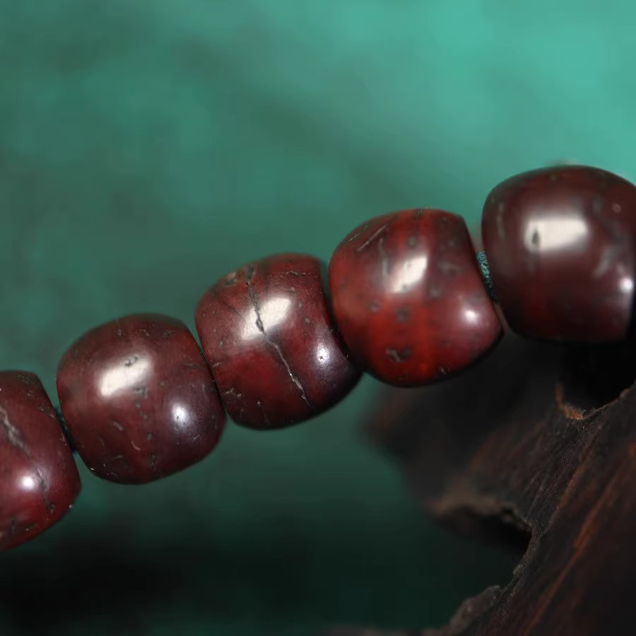 Old Tibetan Bodhi Tree Mala Beads
