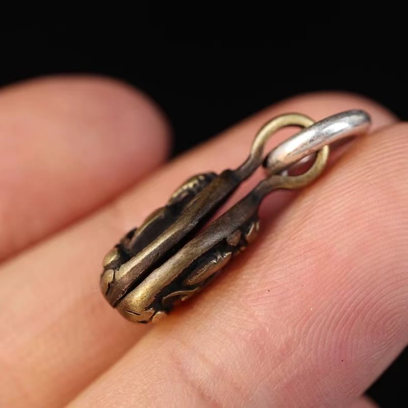 Tibetan Bodhisattva Pendant