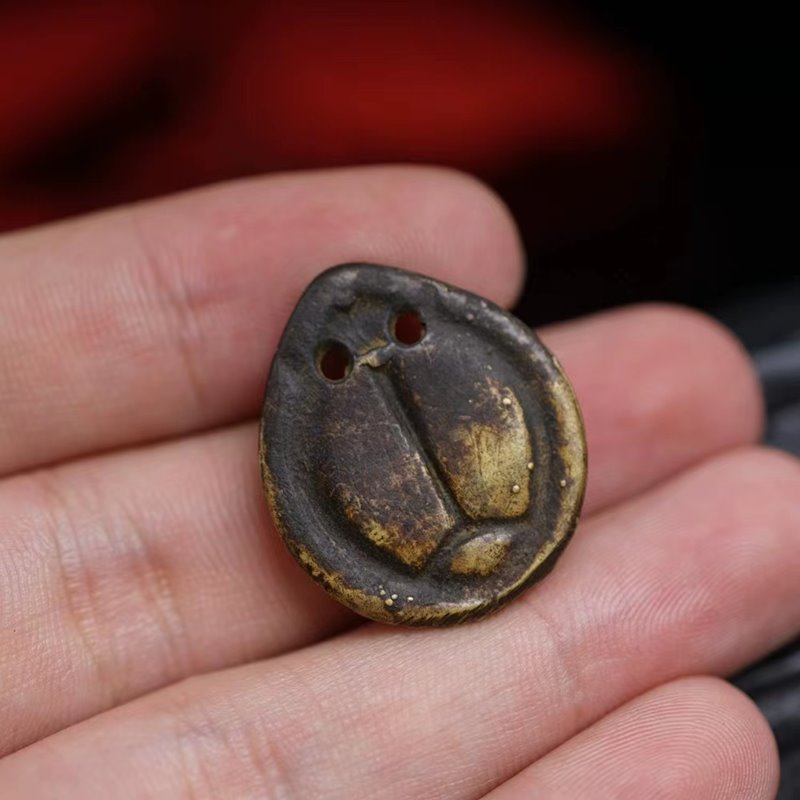 Vintage Tibetan Guanyin Teardrop Pendant